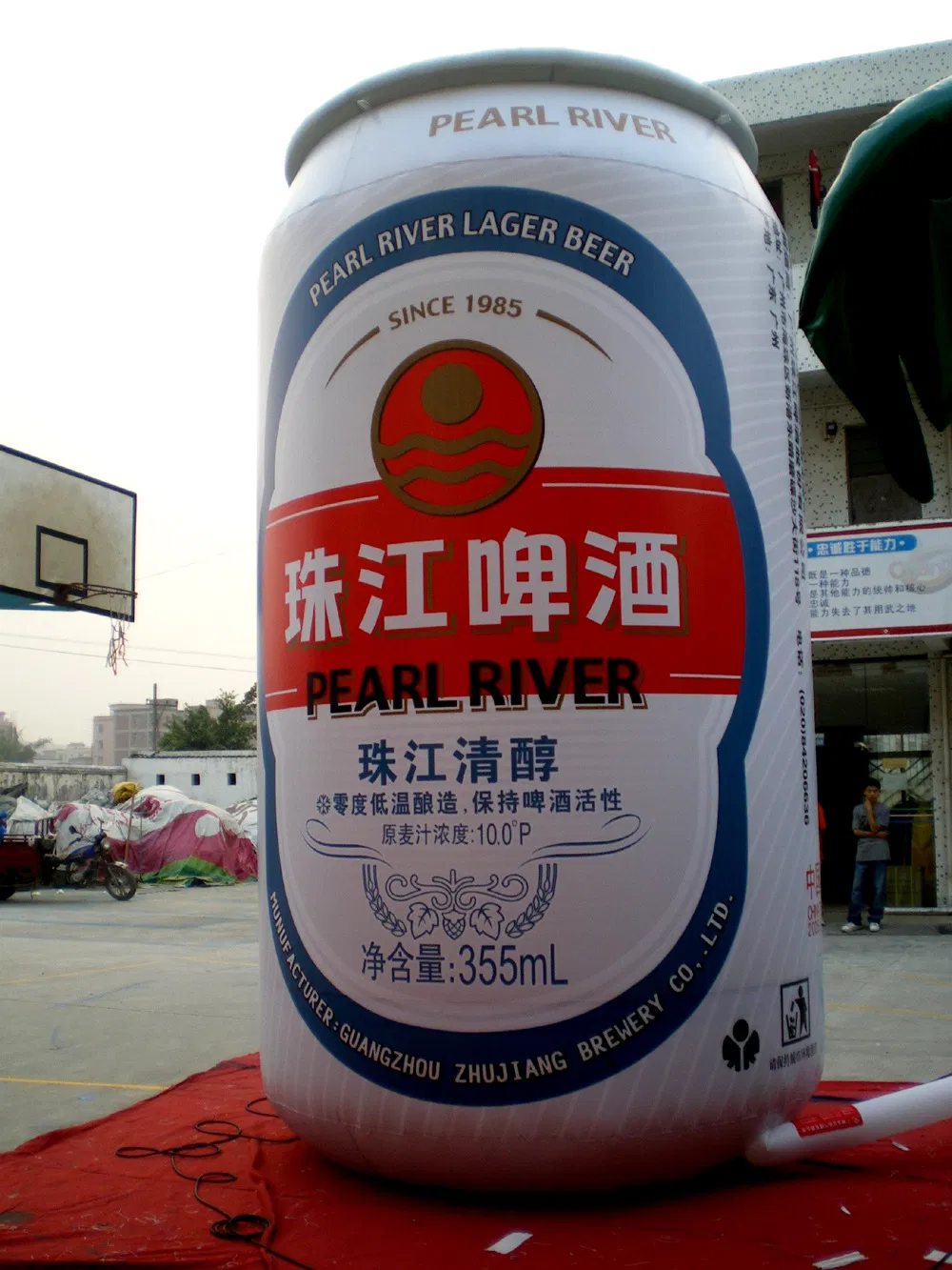 2023 New Advertising Inflatable Giant Bottle Can Replica for Sale