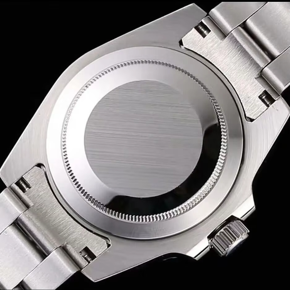 Stainless Steel 904L Watches Gold and Silver Sports Quartz Men's Watches Factory Wholesale Fashion Men's Watches