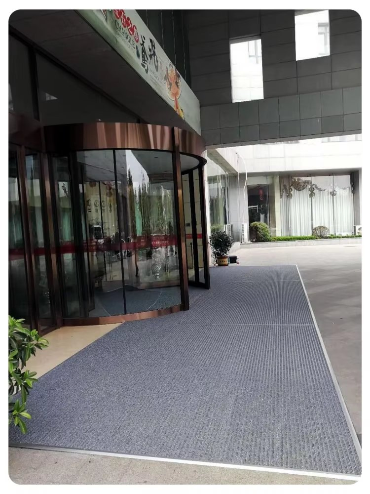 11mm Commercial Heavy Dust Removal Hotel Entrance Indoor Aluminum Alloy Recessed Metal Anti Slip Mat