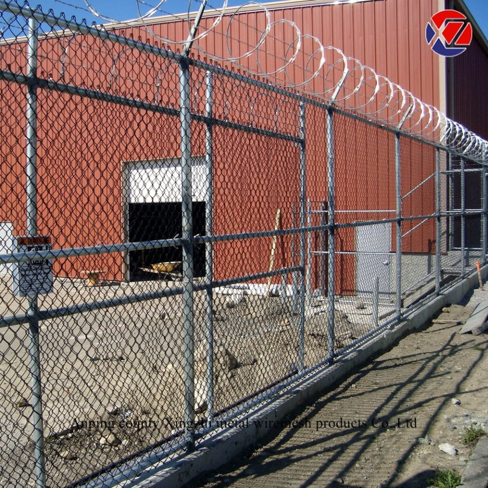 Galvanized Steel Wire Fabric Chain Link Fencing