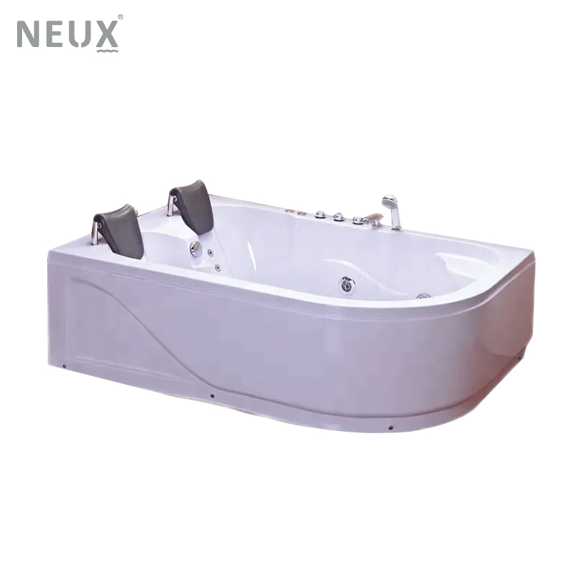 Акриловая ванна с гидромассажем TLP-631