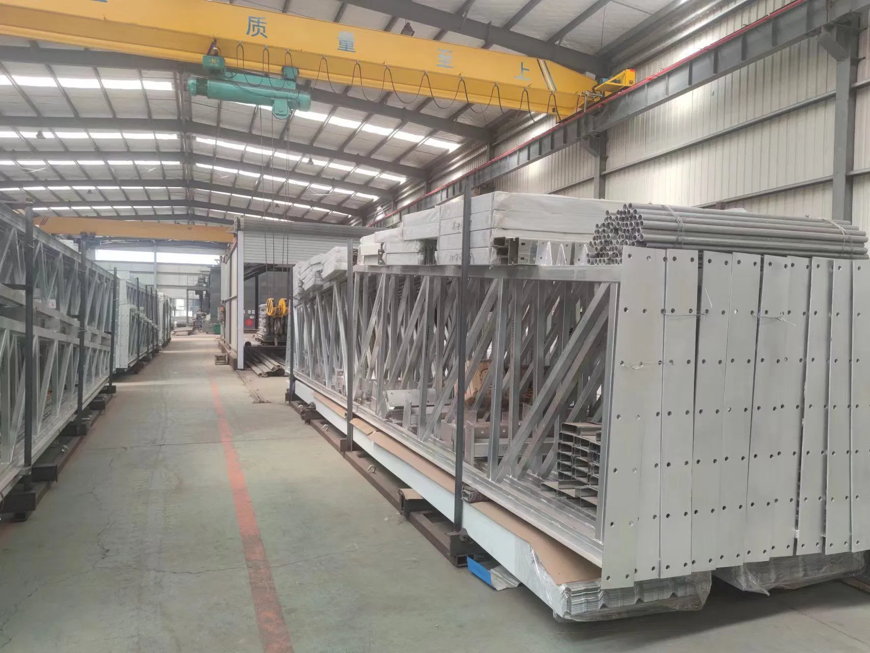 China Products/Suppliers Galvanized H Steel Low Cost Prefabricated Steel Structure Warehouse