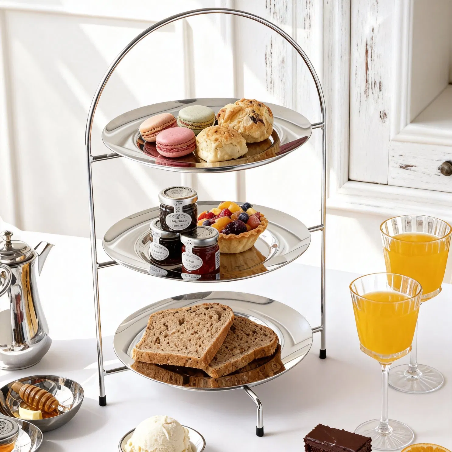 Food Grade Stainless Wire Cake Stand for Home and Bakery