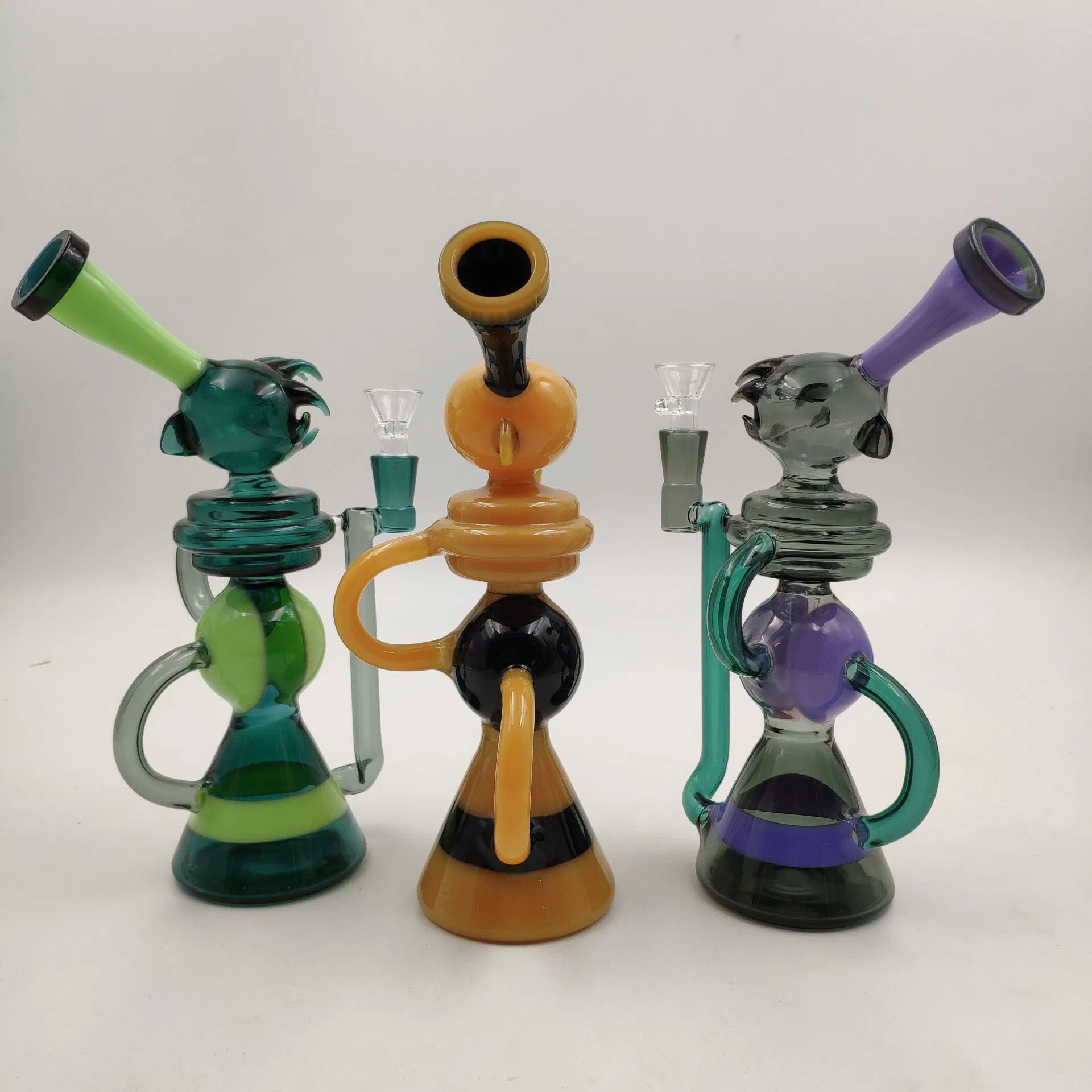 Hbking Wholesale Colorful Glass Smoking Pipe, Glass Water Pipe with Various Designs