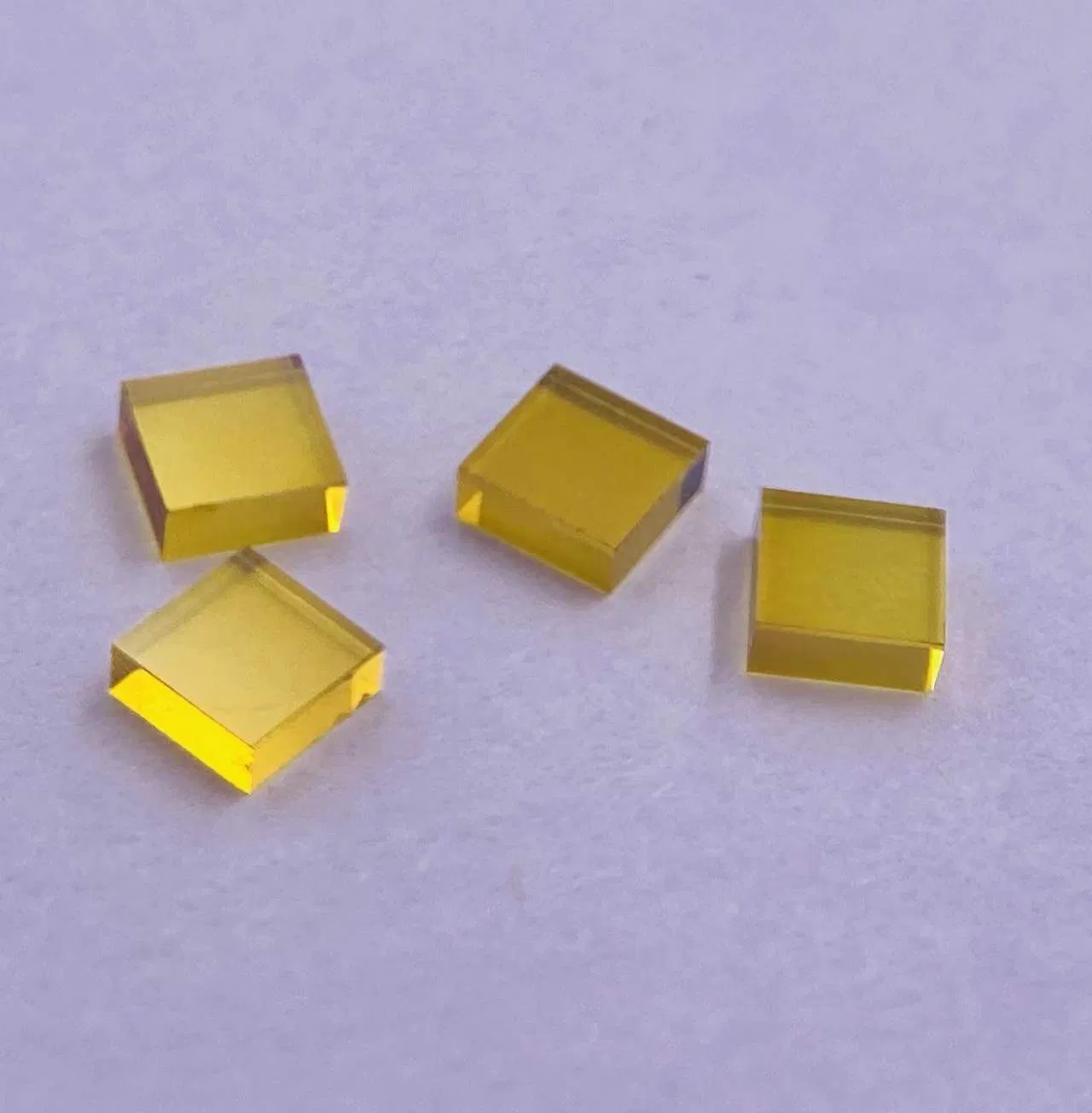 Six Face Polished Mono Square Shape Mcd Diamond Plate for Optical Use