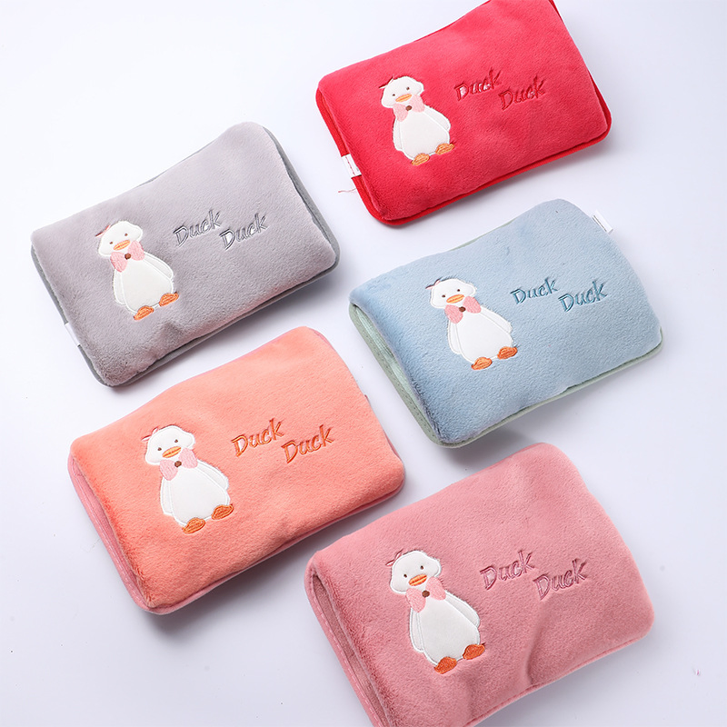 Hot Selling Intelligent Temperature Electricity Double Plug Hand Warmer Rechargeable Water Bag