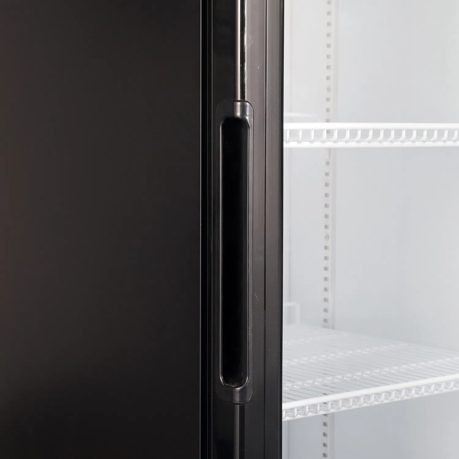 380L Swing Glass Door Energy Beverage Upright Refrigerator with Fan Assited Cooling