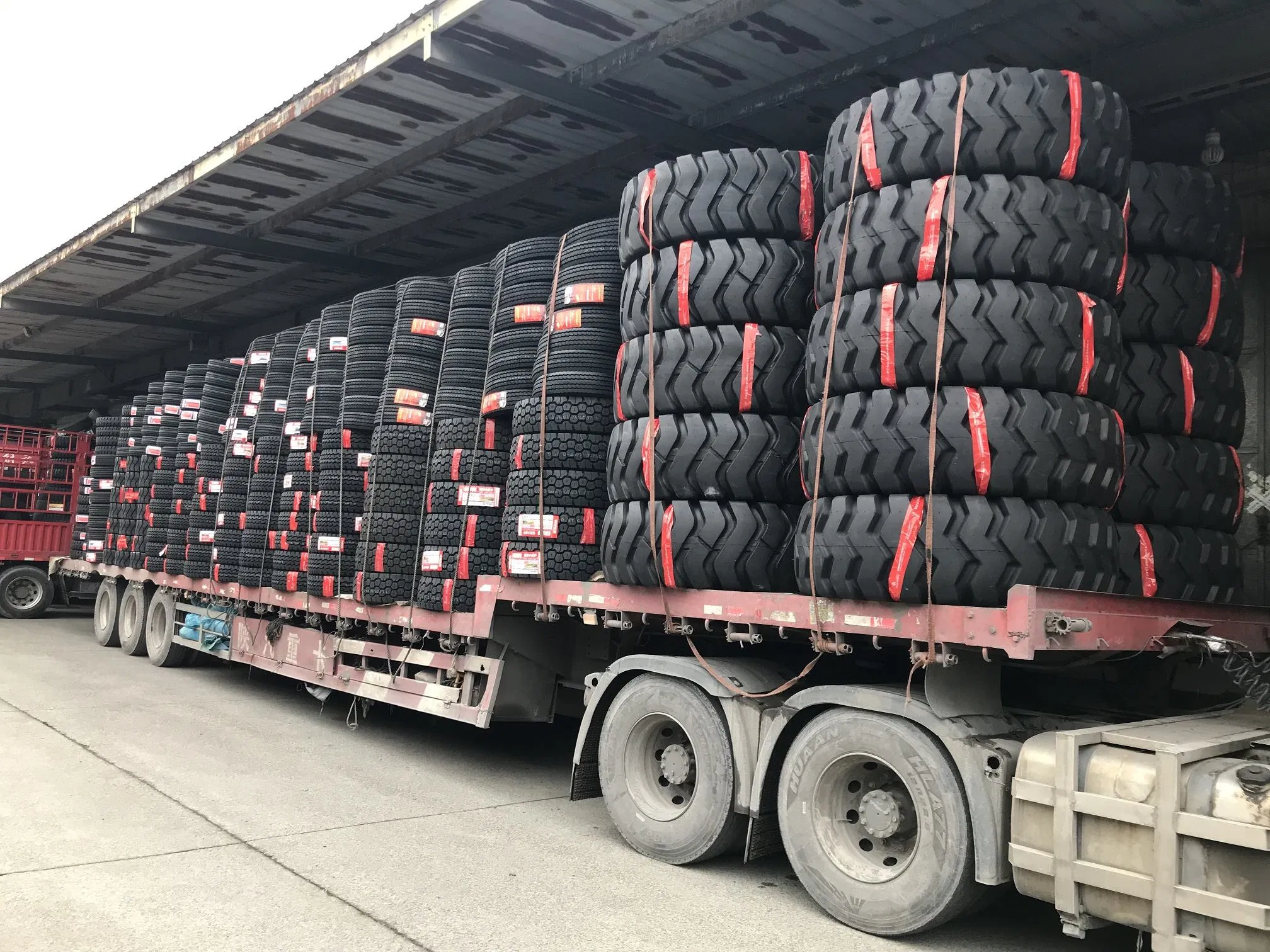 Шина промышленная OTR для карьерной техники Chaoyang 315/80R22.5 425/85R21 CS100