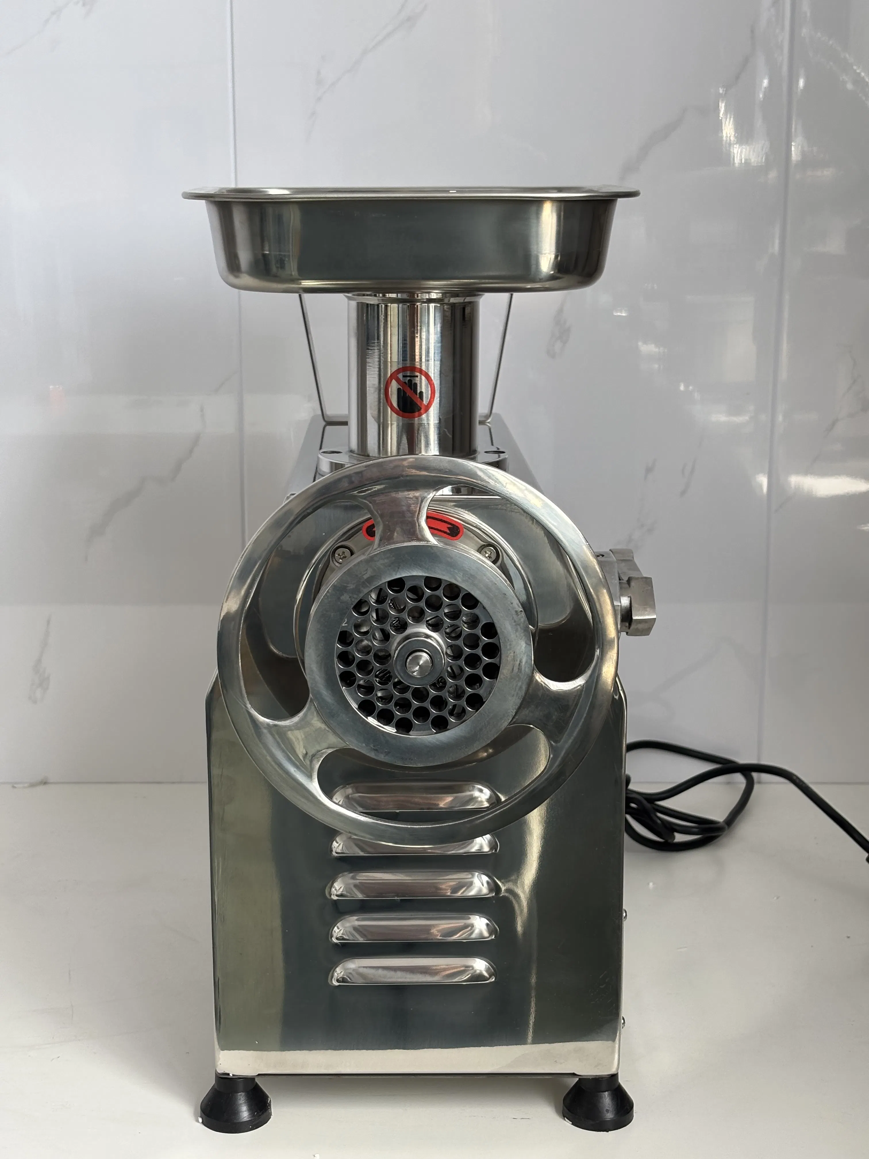 Versatile Meat Grinder and Mincer with Gear Mode for Various Meats