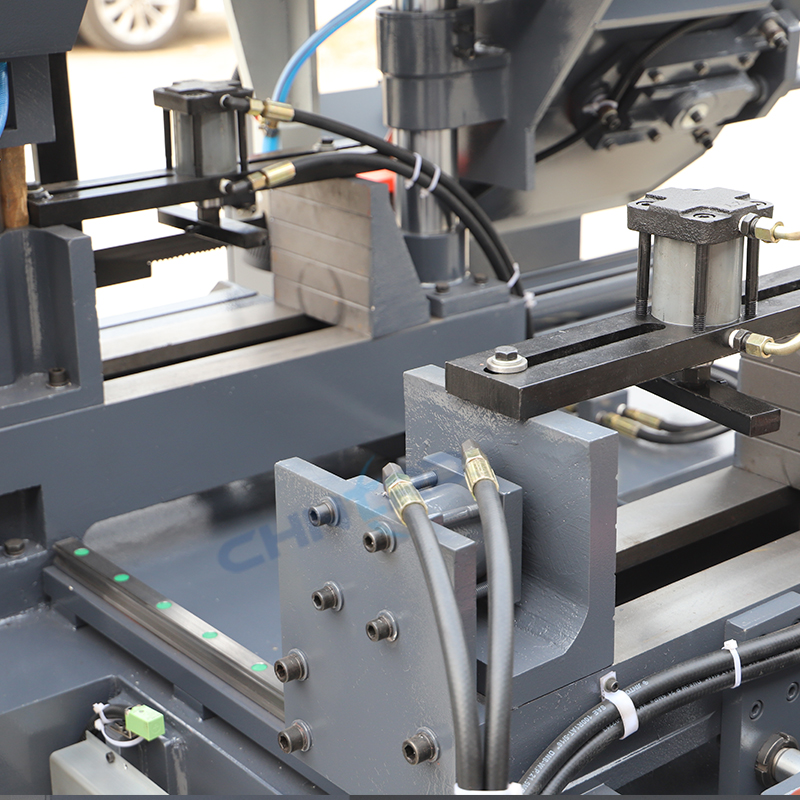 Станок ленточнопильный полуавтоматический многофункциональный GL4240