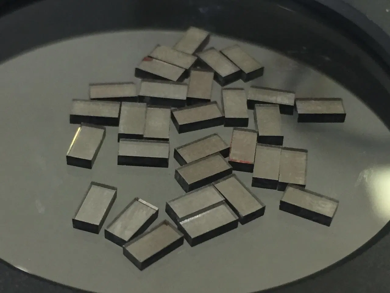 Пластина CVD алмазная 6x3x1.5 мм для инструмента