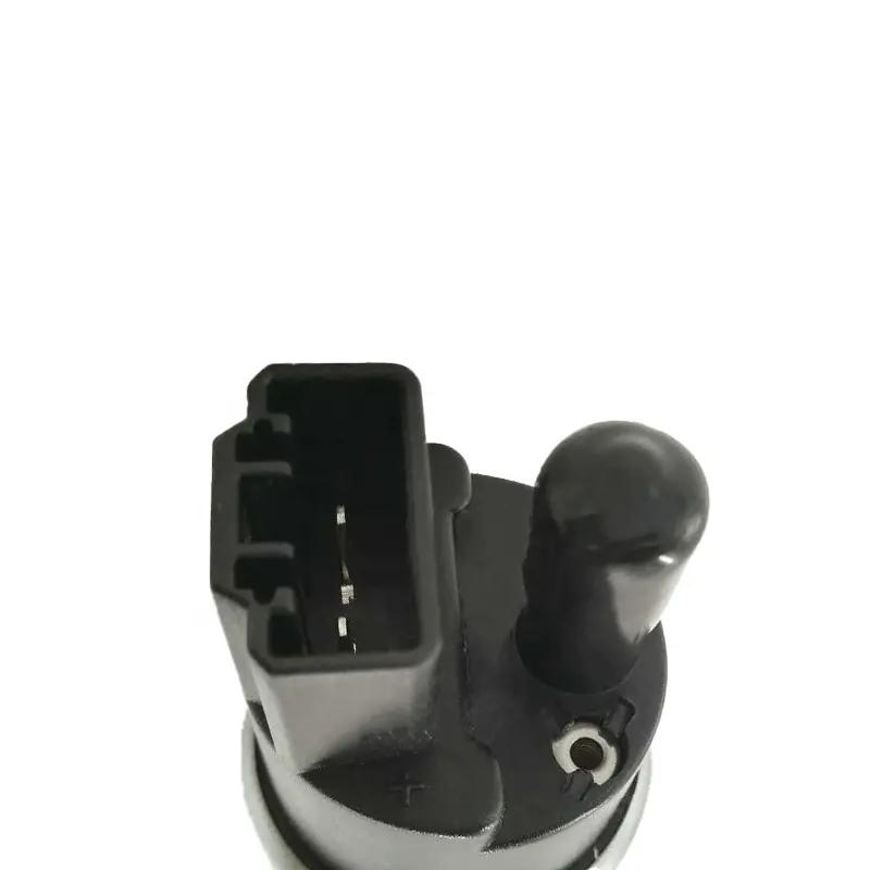 Топливный насос Denso 23221-74021 для Toyota