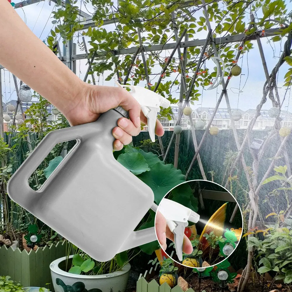 Best Selling Multifunctional Mini 1.5L Portable Plastic Watering Can/Pot/Kettle with Adjustable Sprinkler Head Garden Sprayer for Flowers