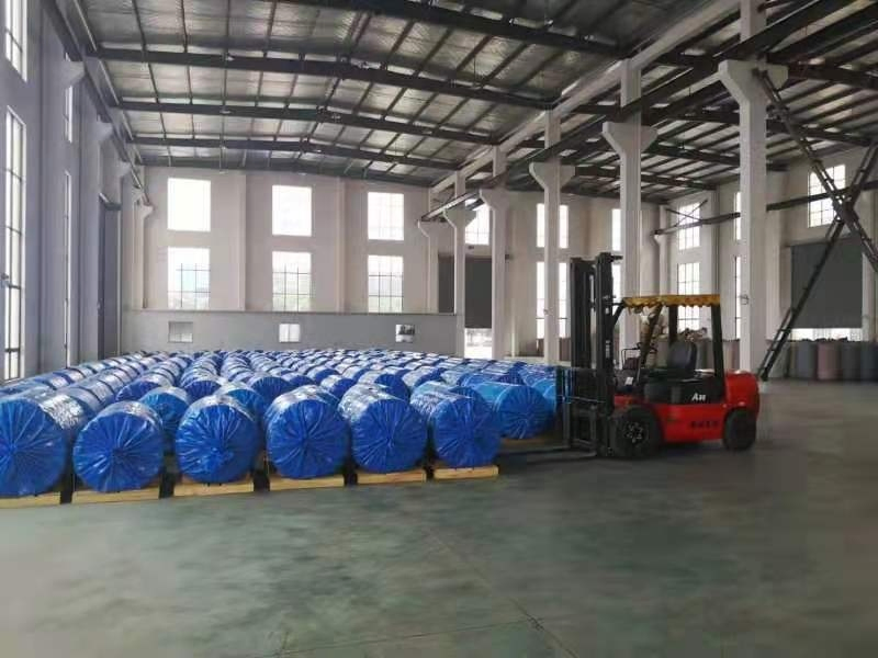 Multipurpose Use Weatherproof Concrete Blanket Winter Construction Insulated Waterproof Tarps