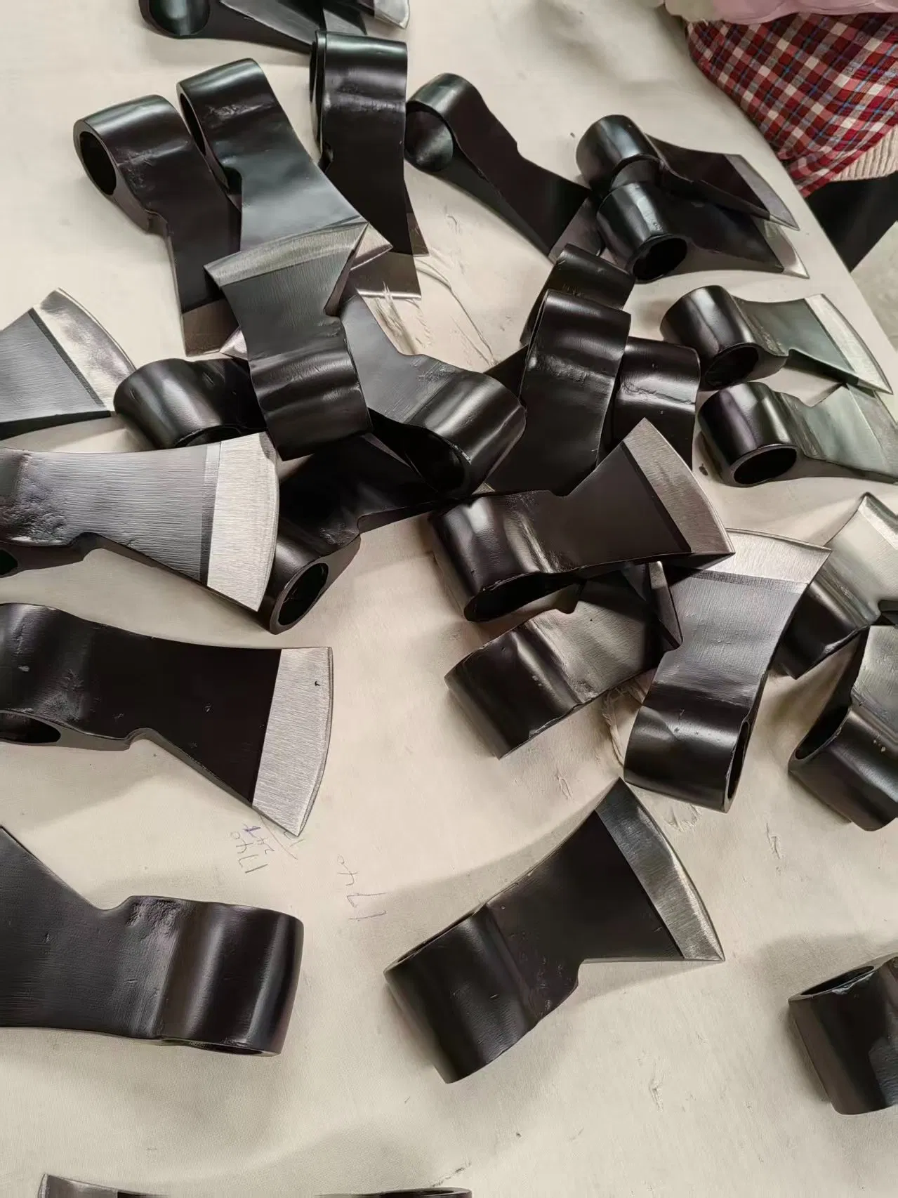 A606 Forged Round Eye African Market Axe Head