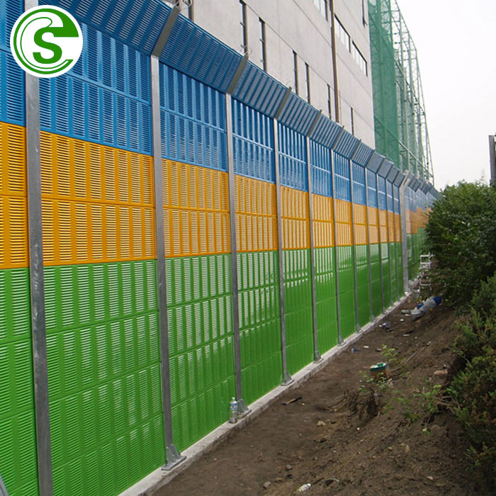Green Residential Noise Barrier Walls Plexiglass Sound Absorption Barrier Fence
