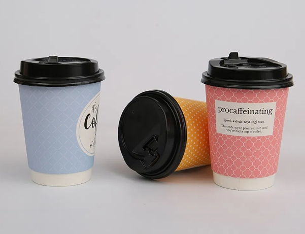 Premium Disposable Milk Tea Cups with Lids - 8oz to 20oz