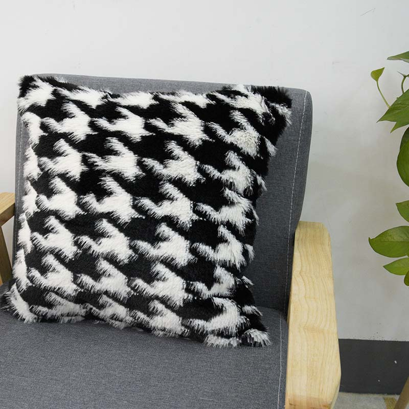 Polyester Jacquard Faux Fur Cushion of Pillow Case Cover Gift Sofa Cover