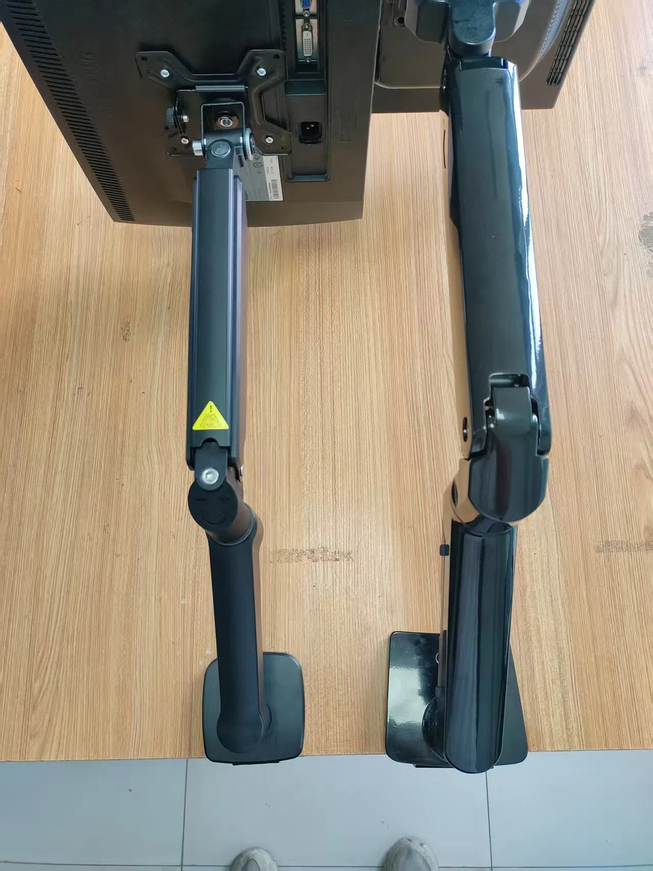 Standard Type Gas Spring Single Arm Monitor Wall Mount for Below 32 Inch Screens - Full Motion Adjustable Arm Holds up to 19lbs, Vesa 75X75/100X100mm Bracket Co