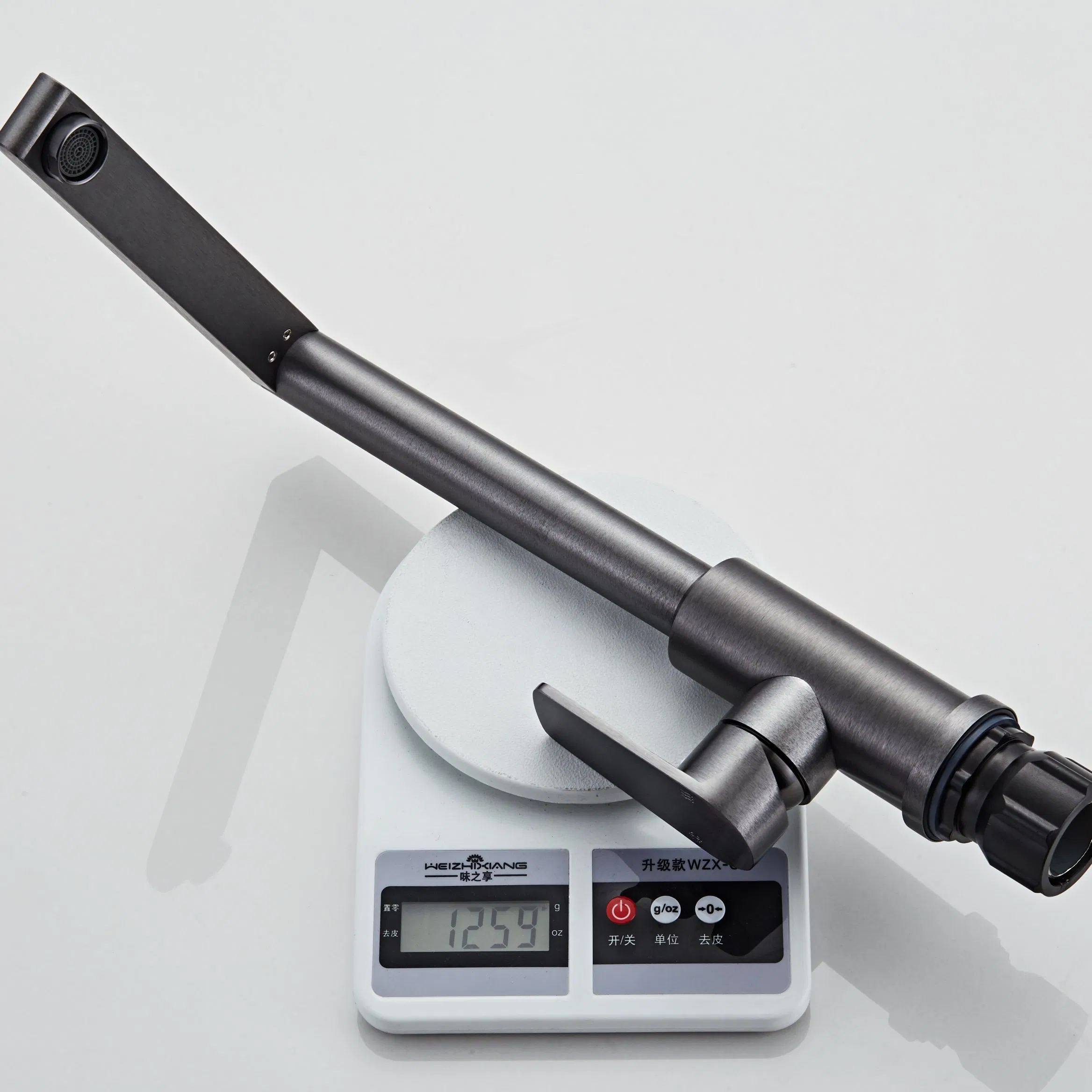 Смеситель для кухни однорычажный водопадный