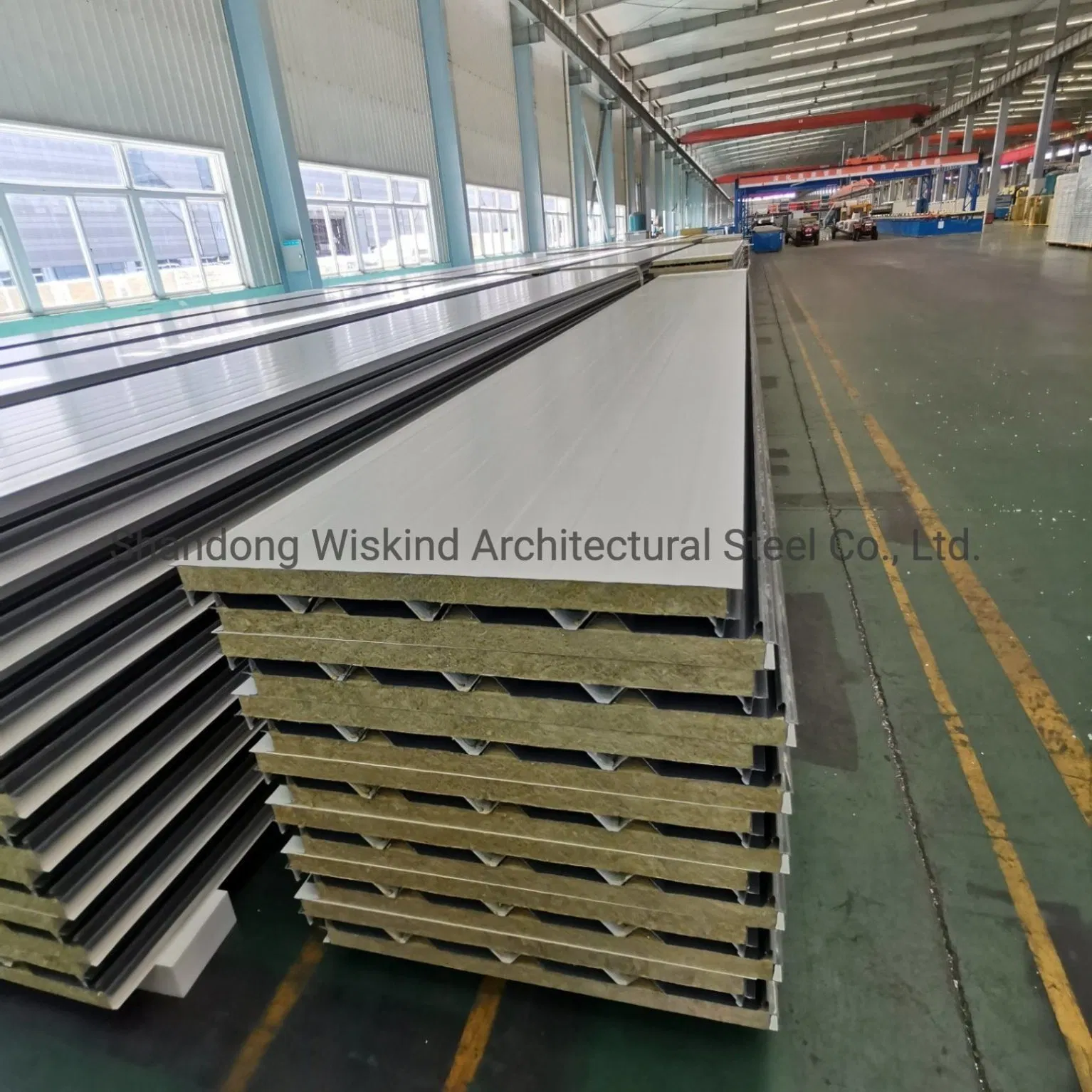 Building Material High-Density Rockwool Insulated Metal Panel for Roof/Wall Cladding System