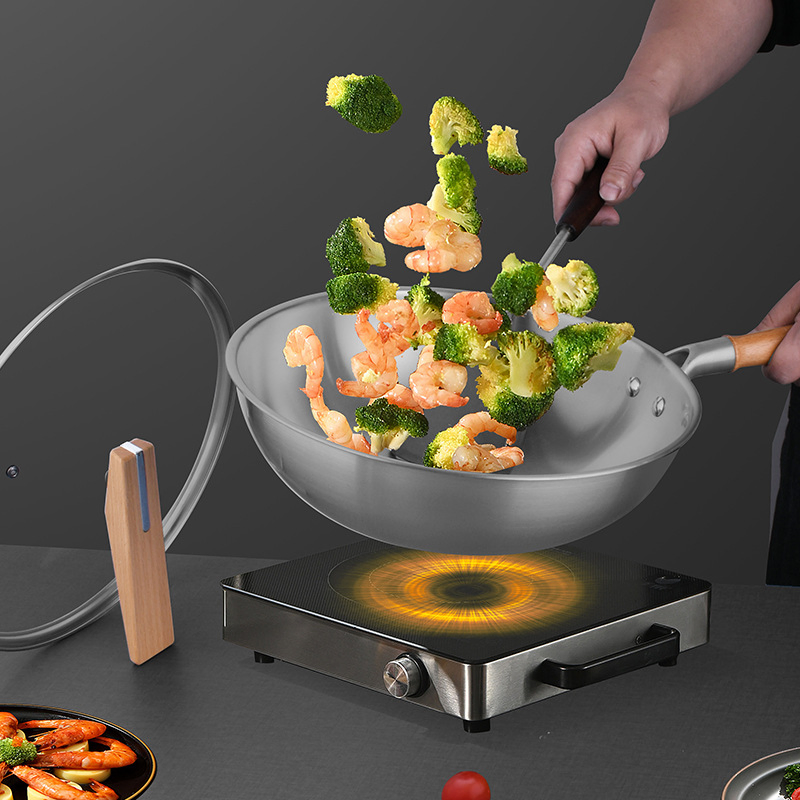 Титановая сковорода-вок 32 см без покрытия