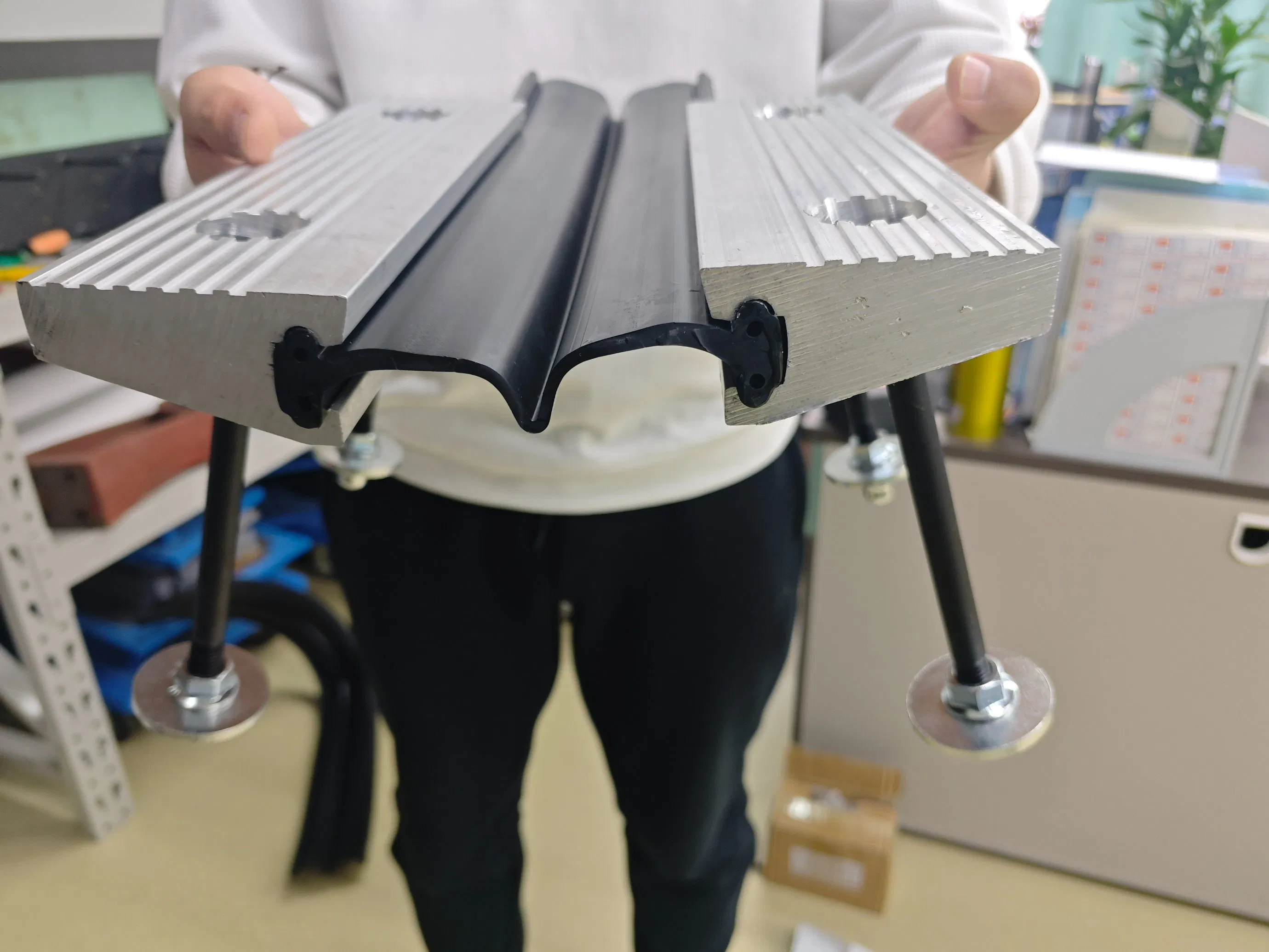 Modular Expansion Joint/Rubber Expansion Joint/Aluminum Expansion Joint