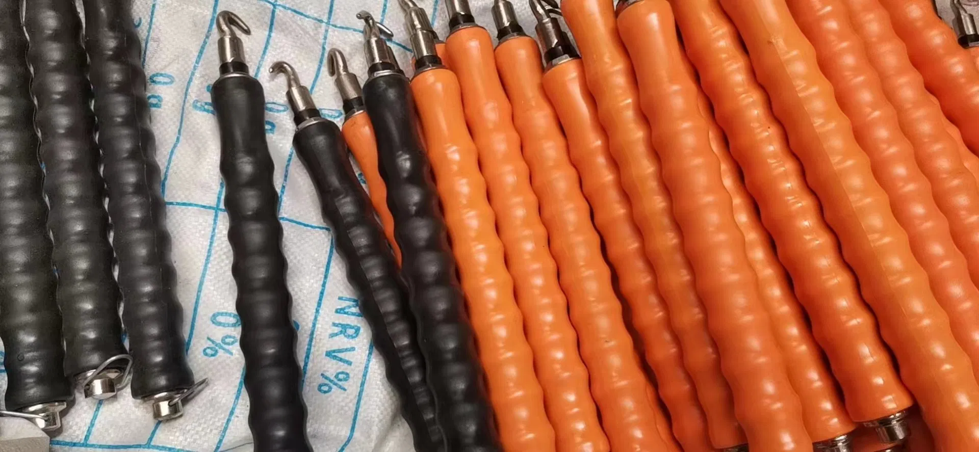 Factory Supply Rebar Tie Wire Twister Tool Semi-Automatic with Rubber Handle