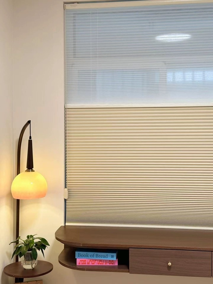 Sisheng Customized Day and Night Honeycomb Blinds by Manual for Hotel