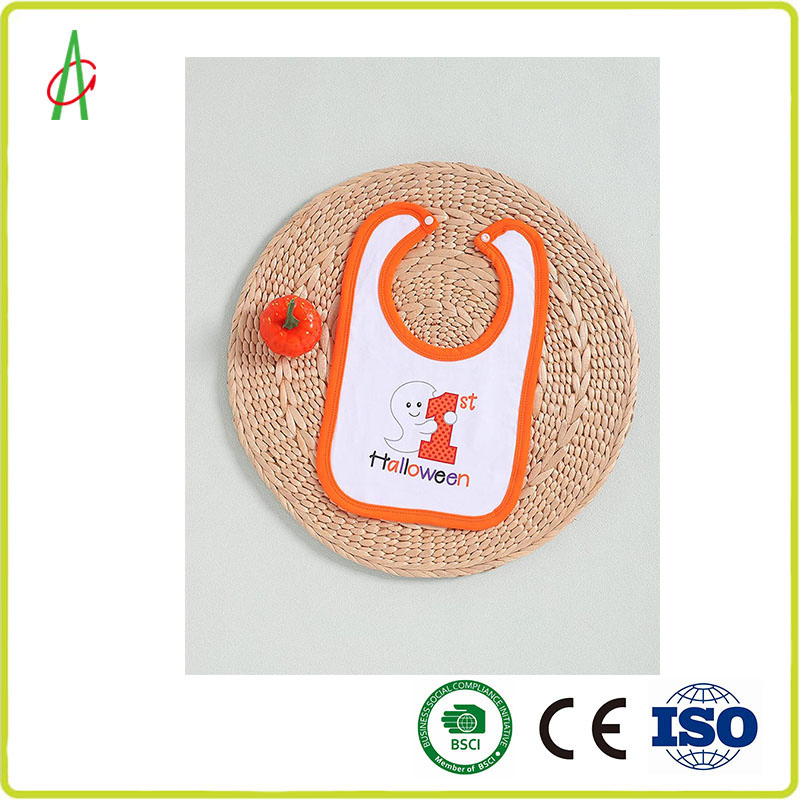 High Hydroscopic Property fashion Halloween Soft Cotton Newborn Baby Bibs