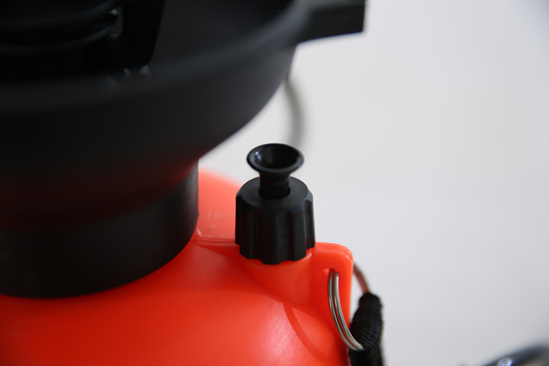 8L Garden Hand Power Plastic Weed Bug Killer Backpack Pressure Pump Sprayer (SX-CS8F)