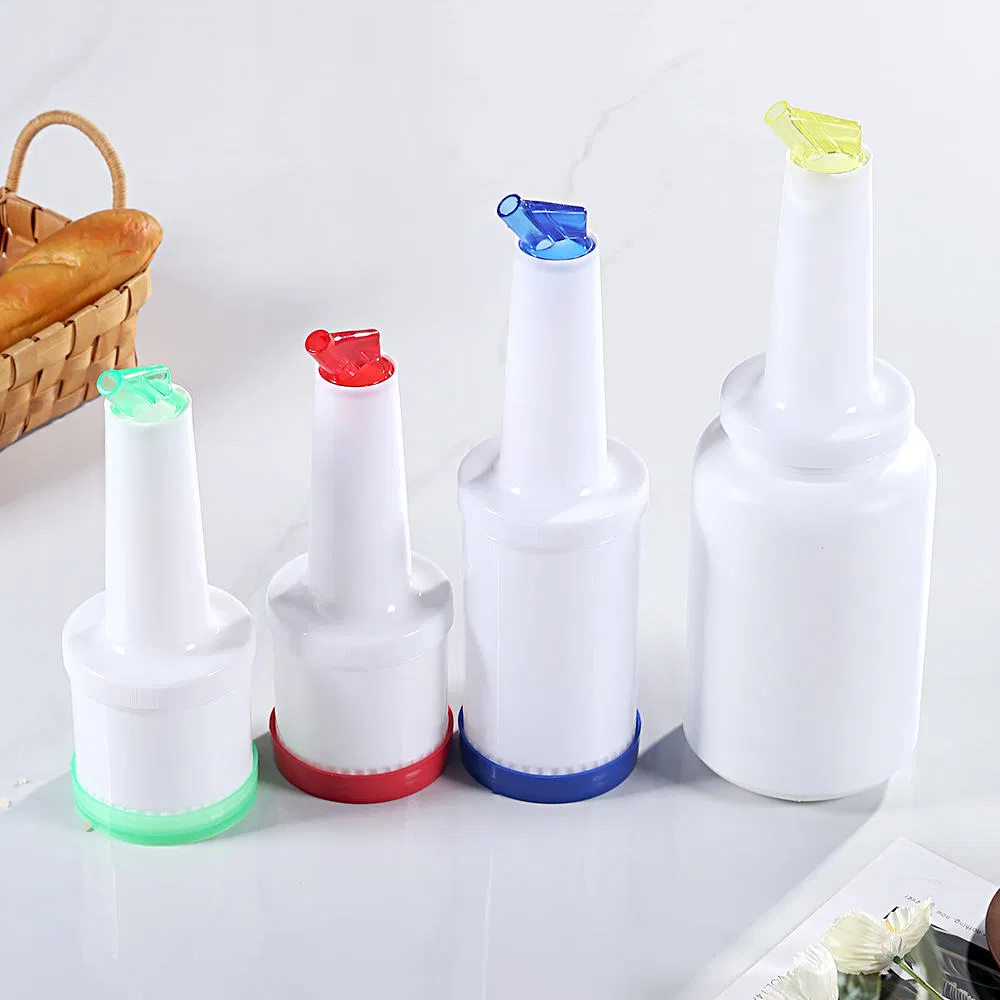 Plastic PP Material Juice Pitcher with Color-Block Base and Lid for Hotel and Household