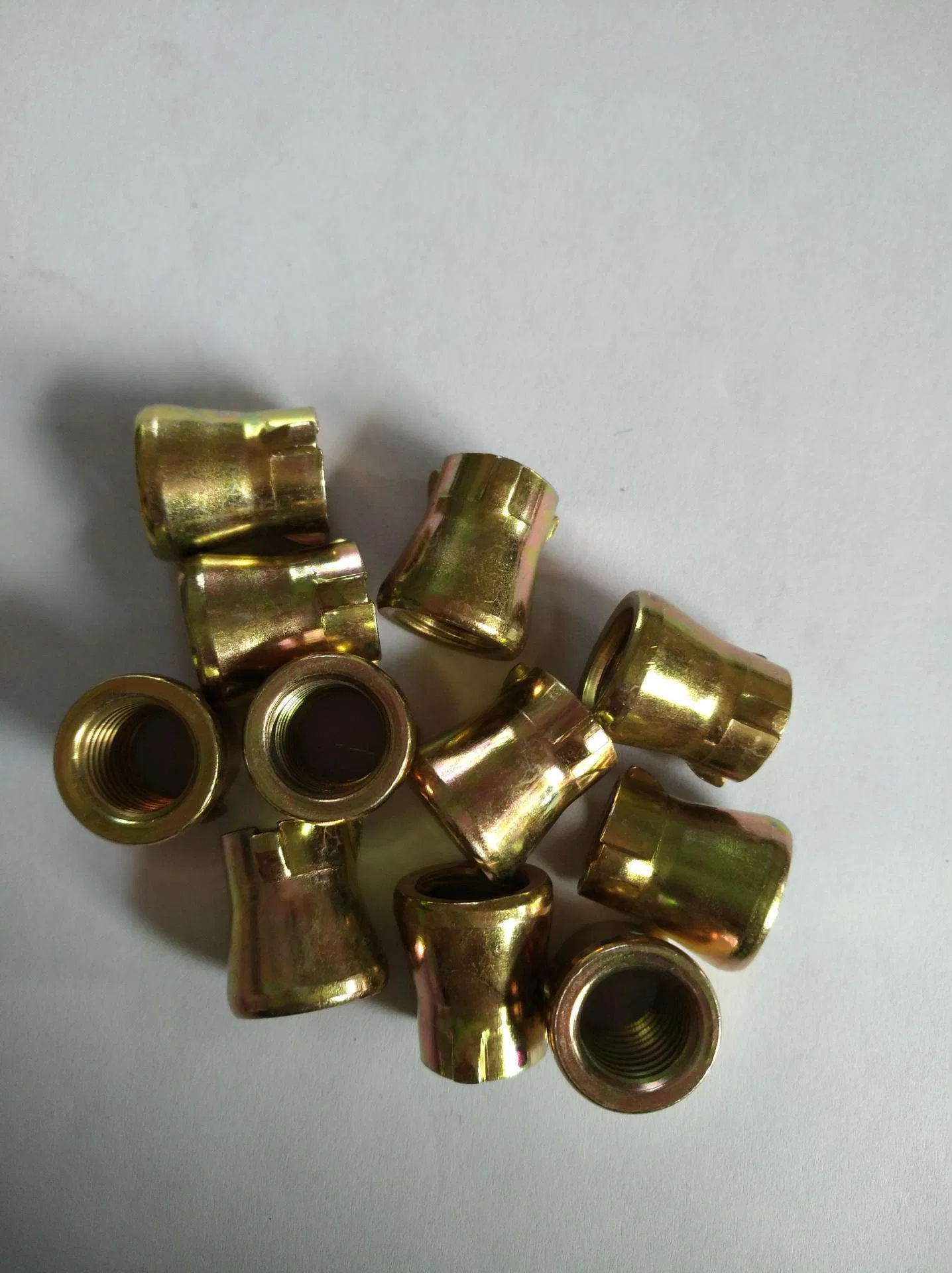 Анкерная гайка оцинкованная усиленная 3PCS