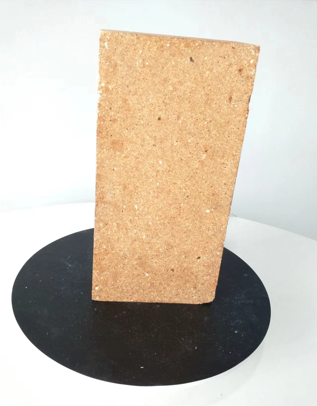Low Porosity High Density Refractory Brick