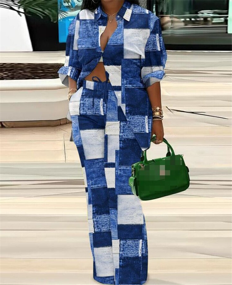 Комплект женский осенний рубашка с принтом и брюки