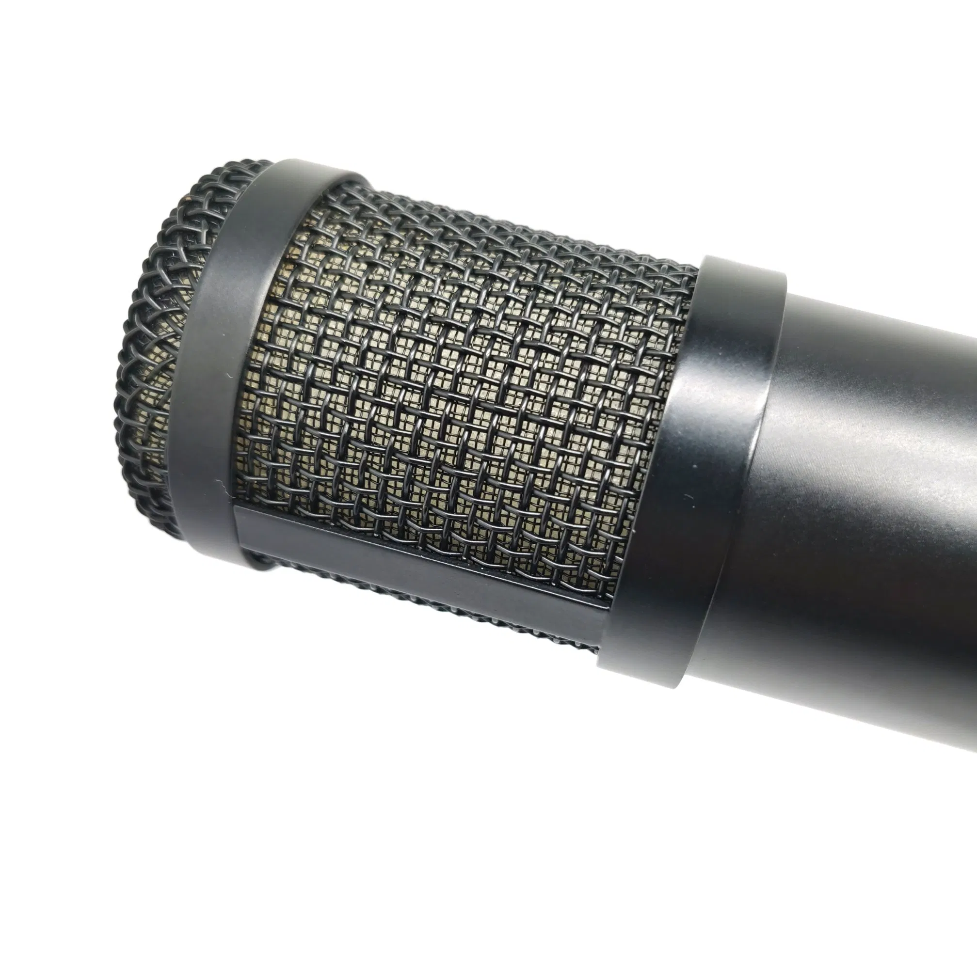 High-Quality Condenser Microphone for Studio Recording and Streaming