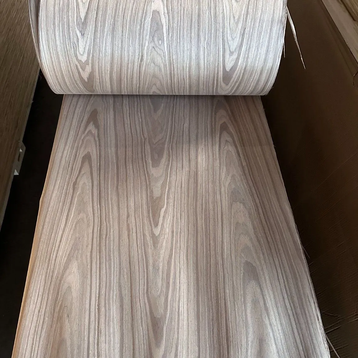 Grade AAA Recon Poplar Veneer White/Red Veneer for Plywood/Stick Paper