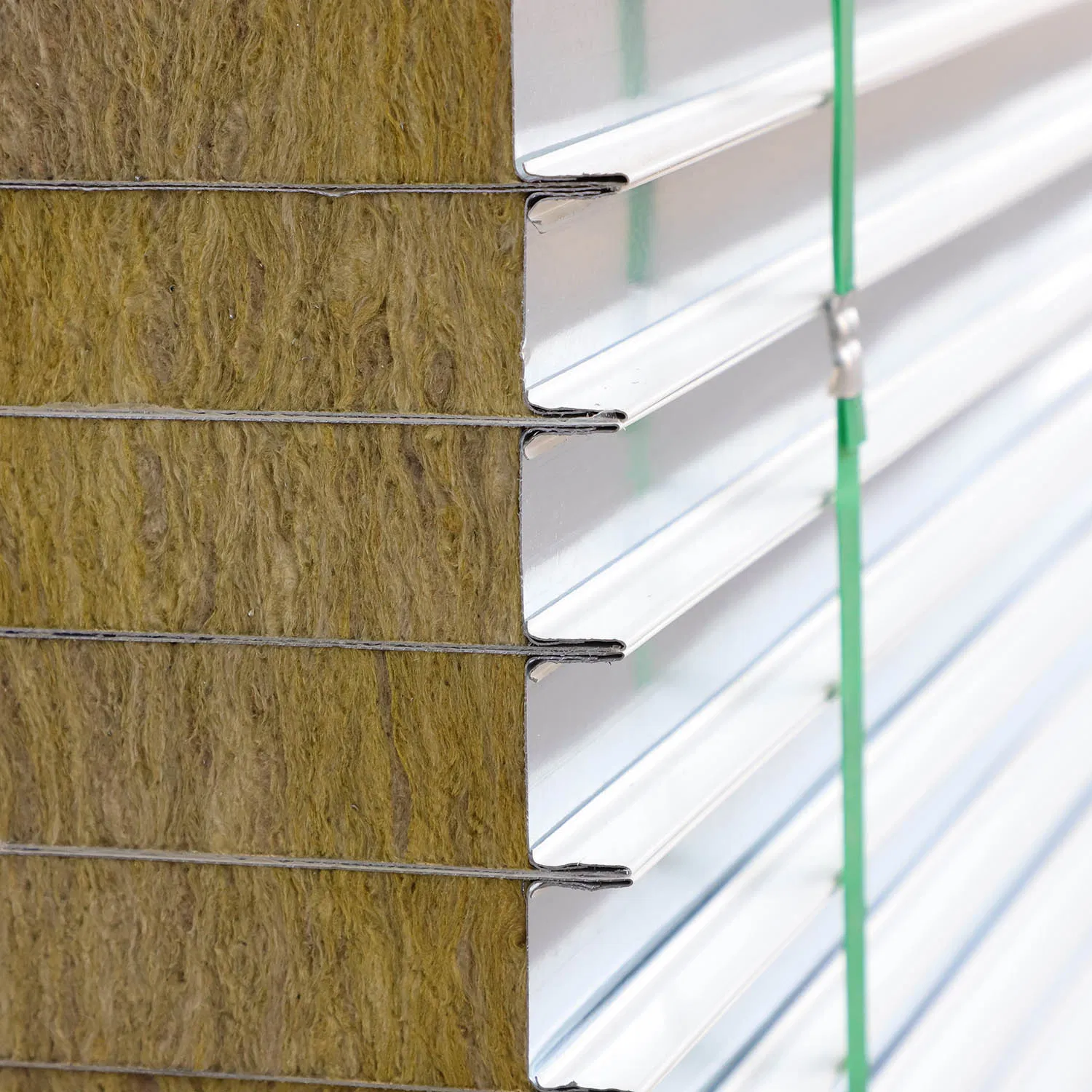 Fireproof Sandwich Panels/Rock Wool/PU/EPS /Aircraft/Factory/50mm-200mm