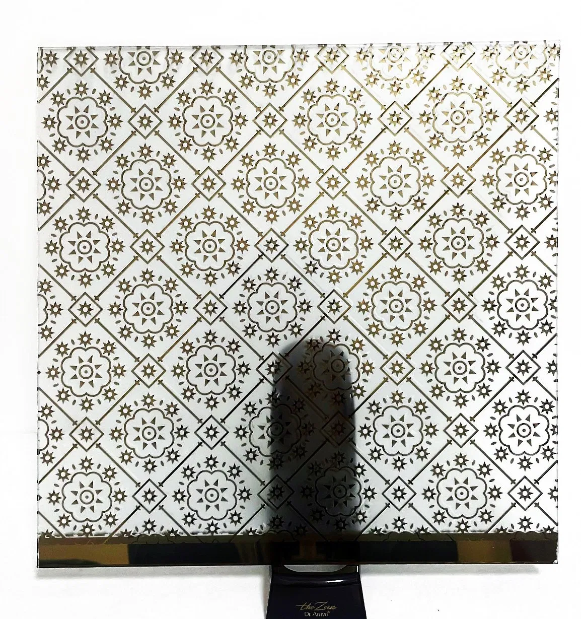 Ice Flower Acid Etched Golden Titanium Coating Glass 3.5mm 3.8mm Decorative Glass