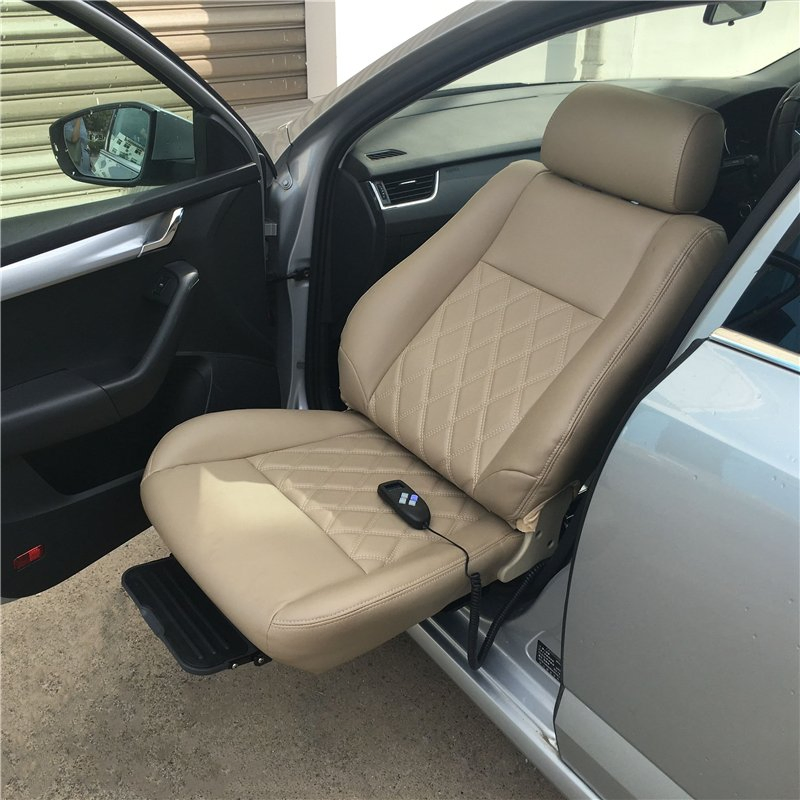 Поворотное сиденье для водителя с ограниченными возможностями