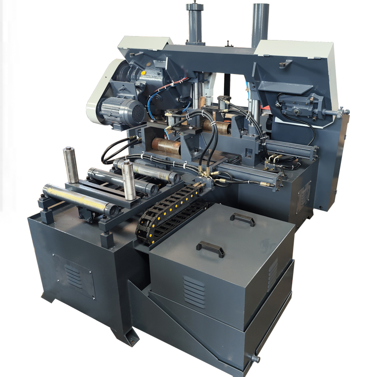 Ленточнопильный станок по металлу автоматический ЧПУ