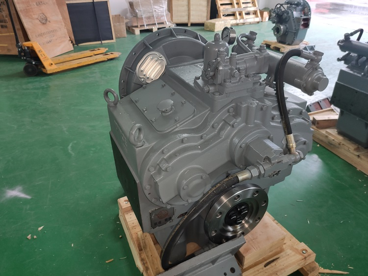 High Quality 1000rpm-2300rpm Advance Gearbox (D300)