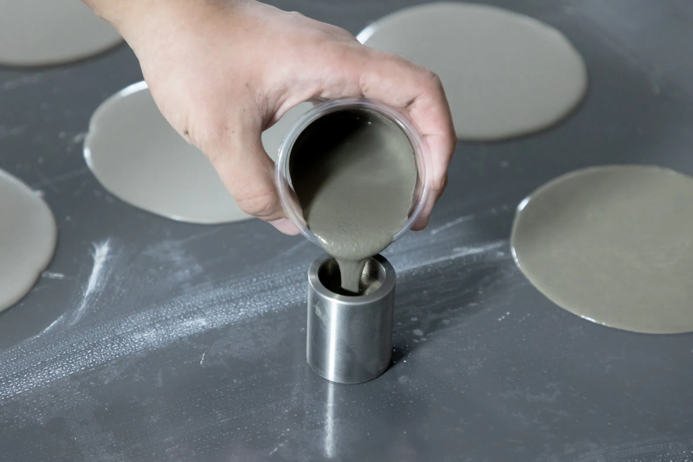 Instant Ground Leveling Compound for Quick and Easy Use