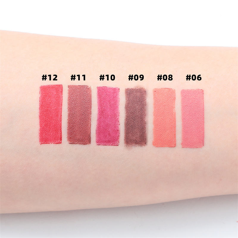 Plump & Define: Long-Lasting Spot-on Lip Liner for Full Lips