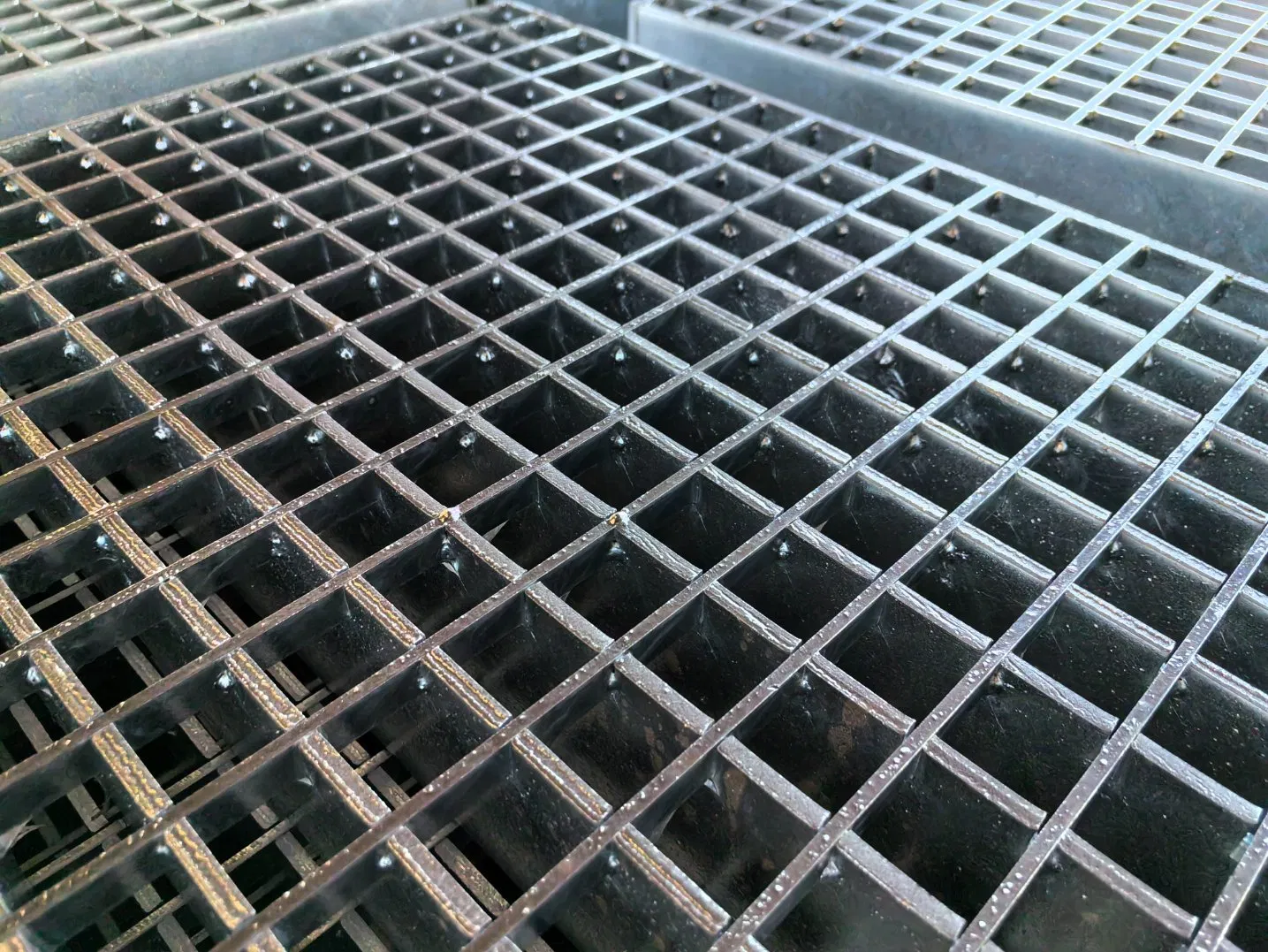 Standard Galvanized Anti-Slip Steel Grating Walkway Price