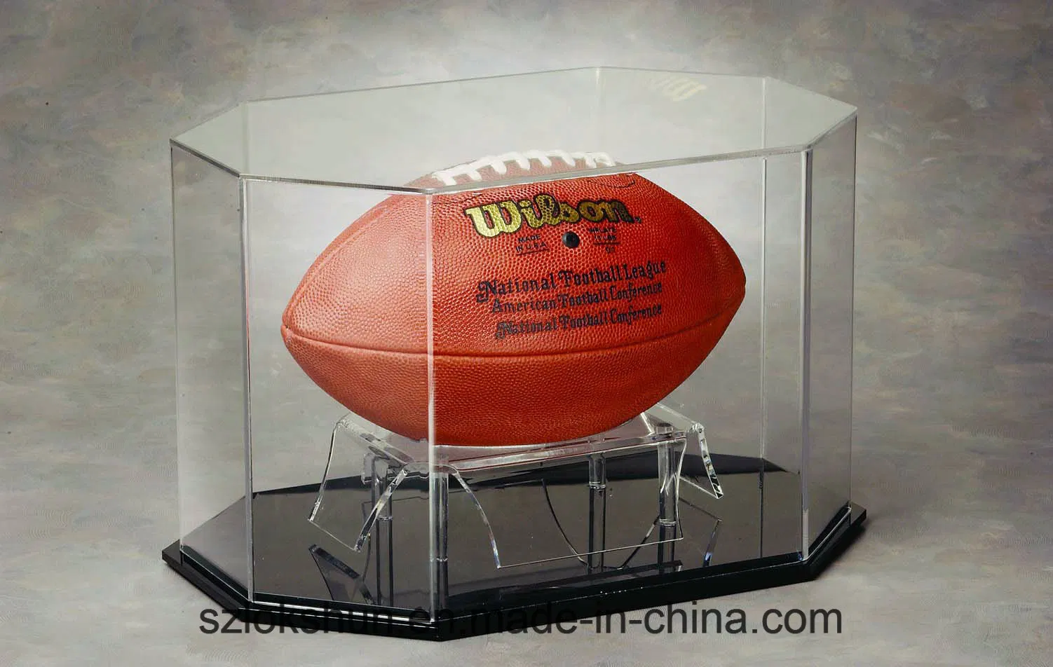 Factory Custom Acrylic Model Car Display Showcase Clear Show Toy Model Acrylic Display Box for Sale