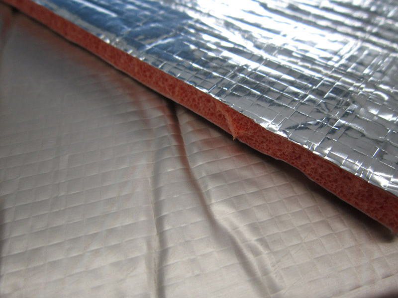 Heat Resistant Insulation Aluminum Foil XPE Foam Reflective Thermal Insulation Building Material