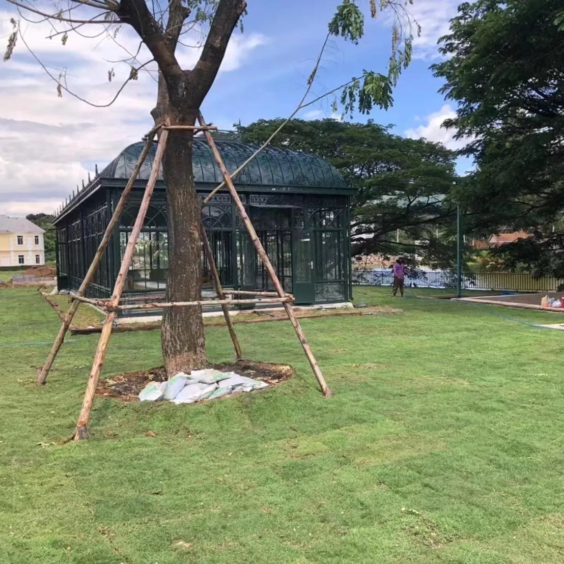 High-Quality Elegant Outdoor Garden Sunroom for Relaxing in The Sunshine