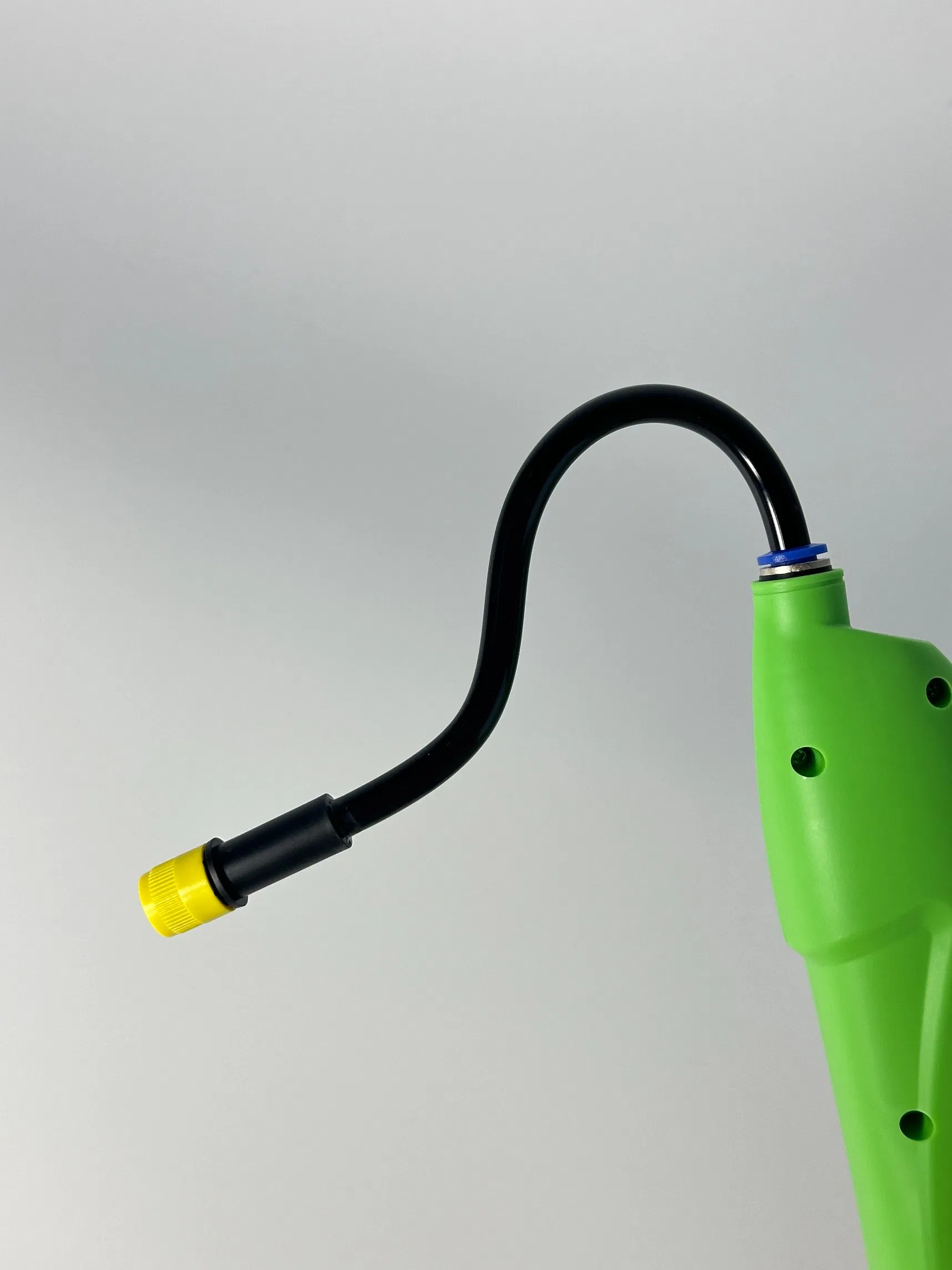 Trigger Type Compact Electric Handgun Lightweight Horticultural Agricultural Sprayer