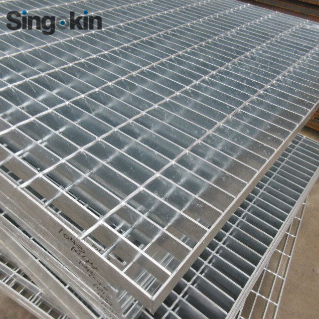 30X3mm Catwalk Steel Grating Serrated Galvanized Bar Grating Price